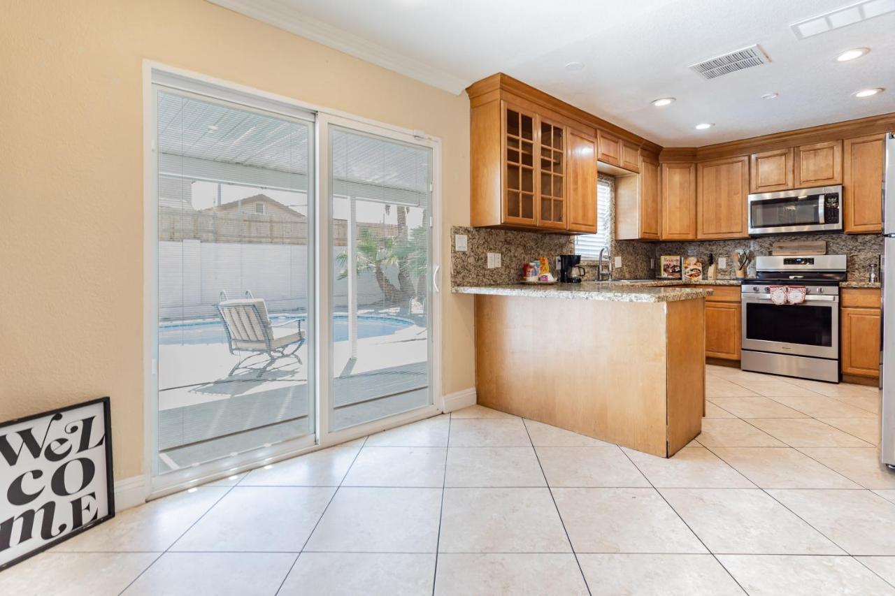 Villa The Vegas Escape - Near The Airport/Strip With Pool à Las Vegas Extérieur photo